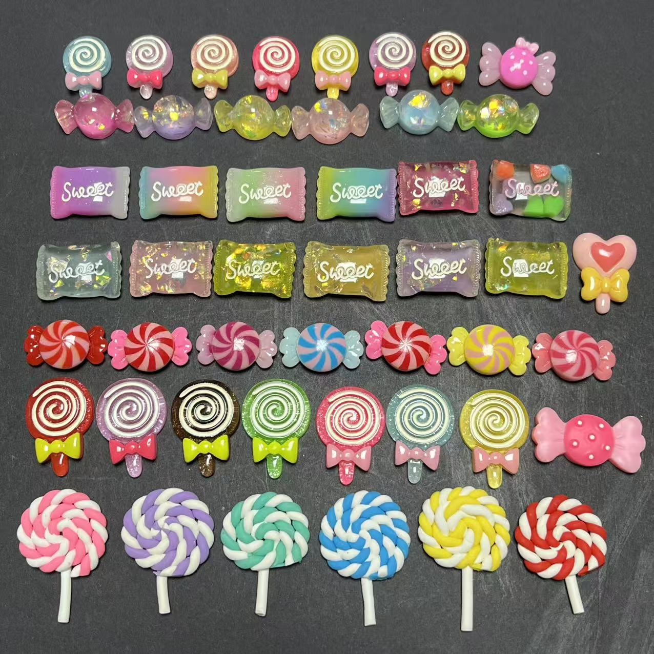 10 Pezzi Nuovi Ciondoli in Res - Phone Cases Junk recensione e prezzo